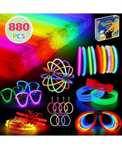 880 Pcs Glow in the Dark Party Favors -Includes Glow Sticks Bulk(7 Colors) and Connectors to Create Balls Flowers Glasses Bra...