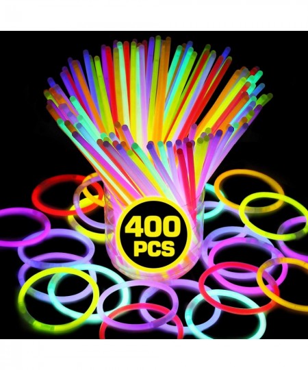 880 Pcs Glow in the Dark Party Favors -Includes Glow Sticks Bulk(7 Colors) and Connectors to Create Balls Flowers Glasses Bra...