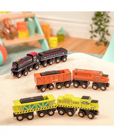 – Wooden Locomotive & Freight Cars – Classic Wooden Toy Train Set with Locomotive & Cars for Kids & Collectors Aged 3 Years O...