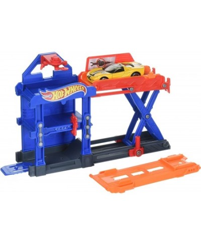 Robo-Lift Speed Shop Playset Vehicle $43.52 - Toy Vehicle Playsets