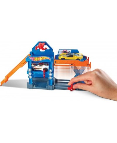 Robo-Lift Speed Shop Playset Vehicle $43.52 - Toy Vehicle Playsets