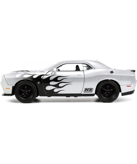 Big Time Muscle 1:24 2015 Dodge Challenger SRT Hellcat Die-cast Car Silver/Black Flames Toys for Kids and Adults $34.66 - Kid...