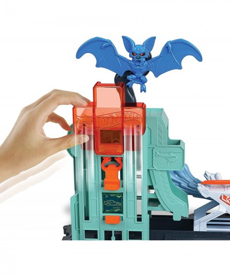 Creature Attack Playsets Bat Hospital Multi (GJK90) $55.24 - Toy Vehicle Playsets